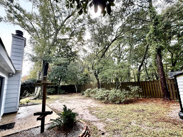 1711 Seacliffe Drive, Gautier, MS 39553