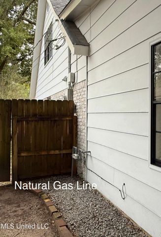 1711 Seacliffe Drive, Gautier, MS 39553