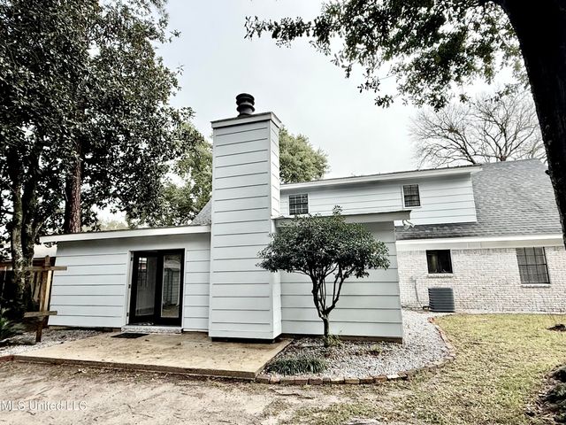 1711 Seacliffe Drive, Gautier, MS 39553