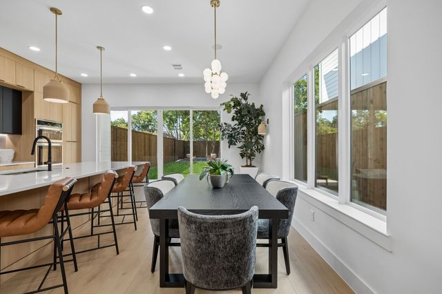 5617 Santa Fe Avenue, Dallas, TX 75214