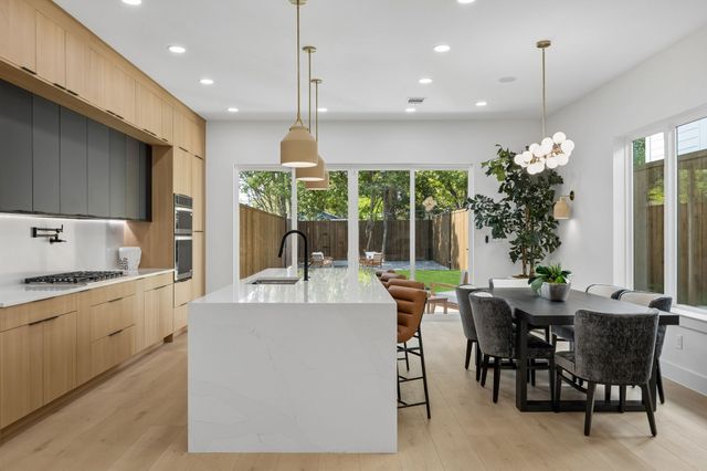 5617 Santa Fe Avenue, Dallas, TX 75214
