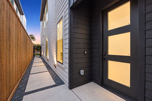 5617 Santa Fe Avenue, Dallas, TX 75214