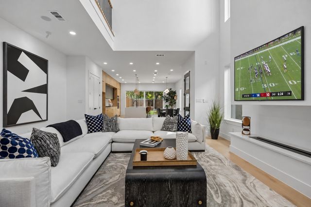 5617 Santa Fe Avenue, Dallas, TX 75214