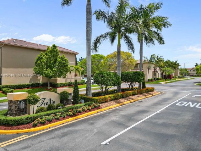 8875 SW 227th Ter, Cutler Bay, FL 33190