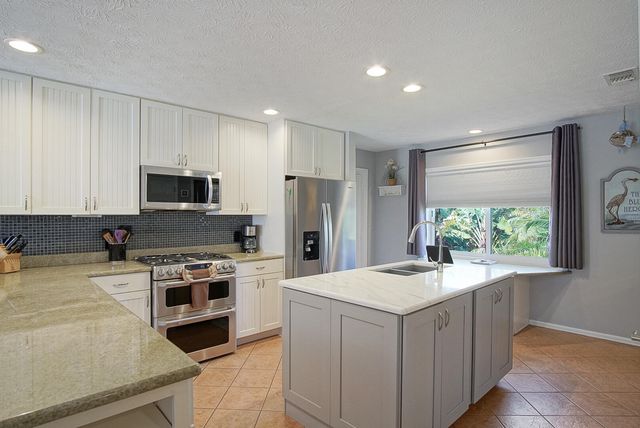 413 Hernando Street, Fort Pierce, FL 34949