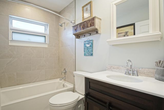 413 Hernando Street, Fort Pierce, FL 34949