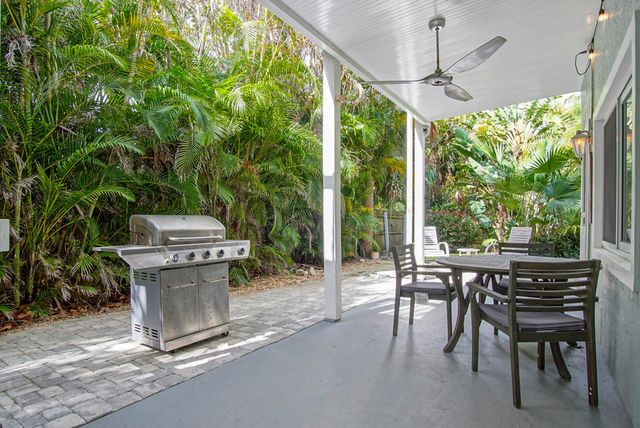 413 Hernando Street, Fort Pierce, FL 34949