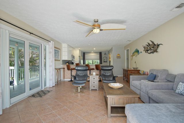 413 Hernando Street, Fort Pierce, FL 34949