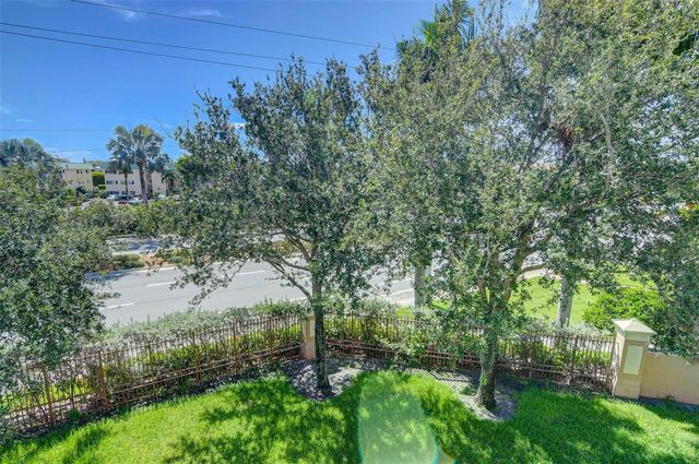 224 Villa Circle 224, Boynton Beach, FL 33435