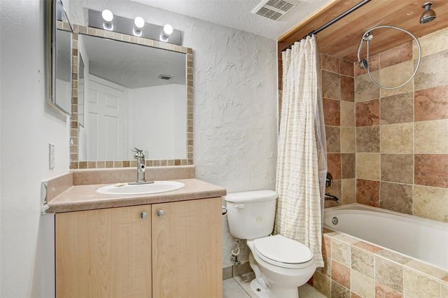 224 Villa Circle 224, Boynton Beach, FL 33435