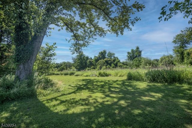 213 Old Turnpike Road, Tewksbury Twp., NJ 07830