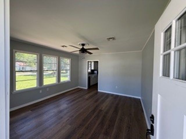 312 Small Street, Bowie, TX 76230