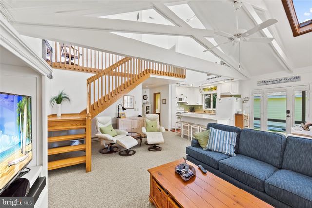 21095 ELIZABETH AVE, Rehoboth Beach, DE 19971