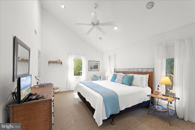 21095 ELIZABETH AVE, Rehoboth Beach, DE 19971