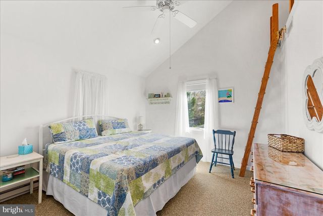 21095 ELIZABETH AVE, Rehoboth Beach, DE 19971