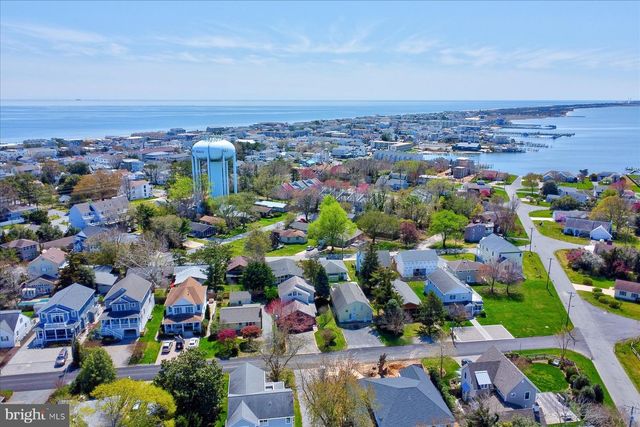 21095 ELIZABETH AVE, Rehoboth Beach, DE 19971