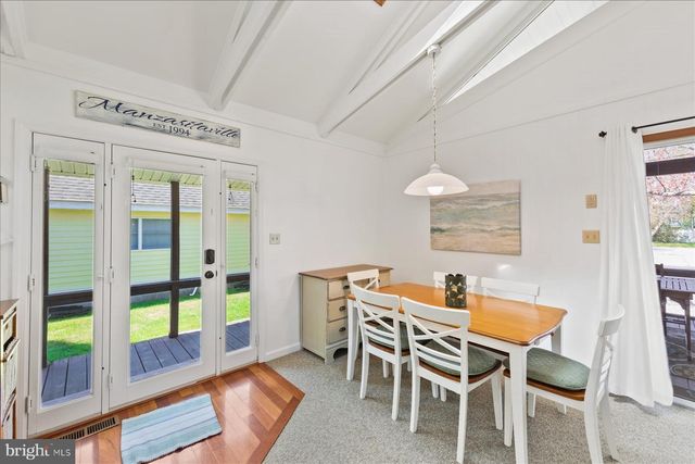 21095 ELIZABETH AVE, Rehoboth Beach, DE 19971