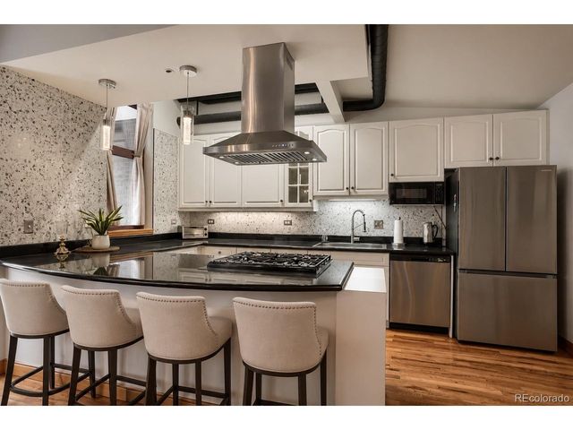 1020 15th St 214, Denver, CO 80202
