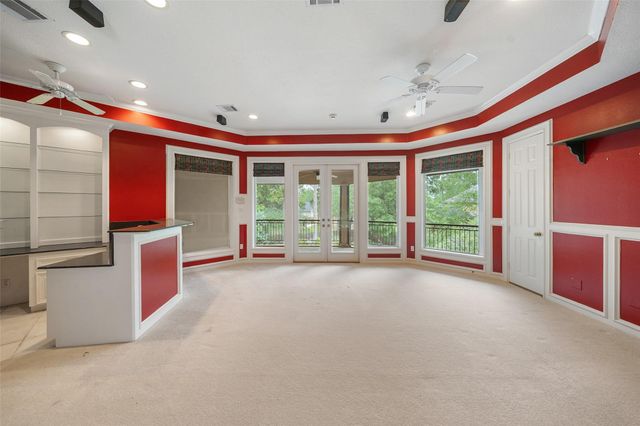 21 Wedgewood Drive W, Montgomery, TX 77356