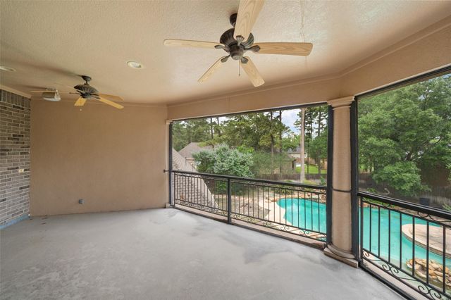 21 Wedgewood Drive W, Montgomery, TX 77356