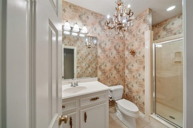 21 Wedgewood Drive W, Montgomery, TX 77356