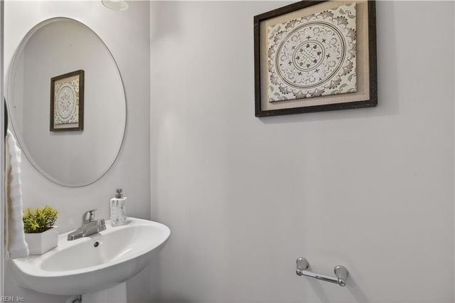 2026 Petersen WAY, Suffolk, VA 23434