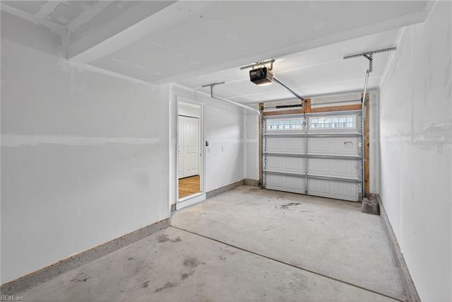 2026 Petersen WAY, Suffolk, VA 23434