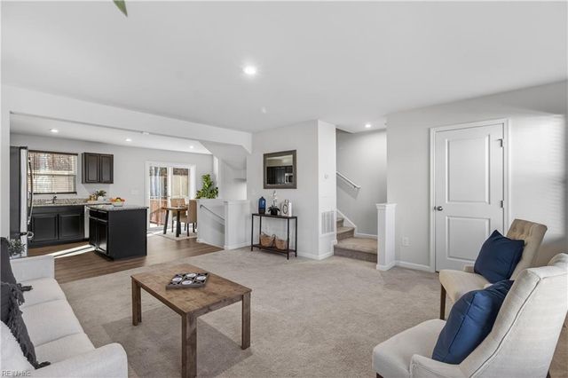 2026 Petersen WAY, Suffolk, VA 23434