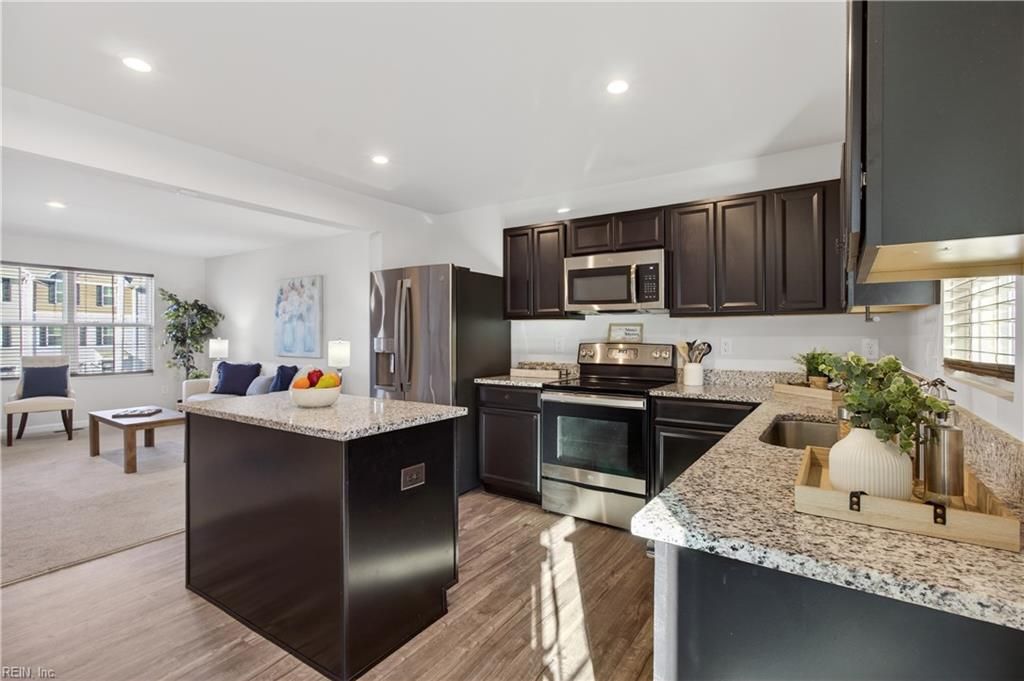 2026 Petersen WAY, Suffolk, VA 23434