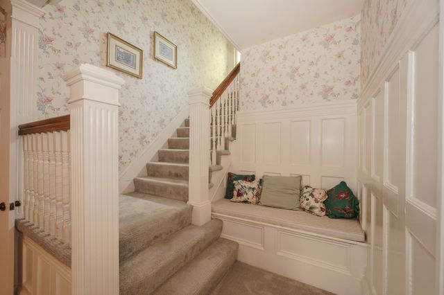 27 Eastman Street, Nashua, NH 03060