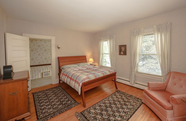 27 Eastman Street, Nashua, NH 03060