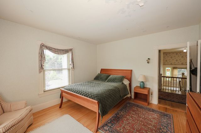 27 Eastman Street, Nashua, NH 03060