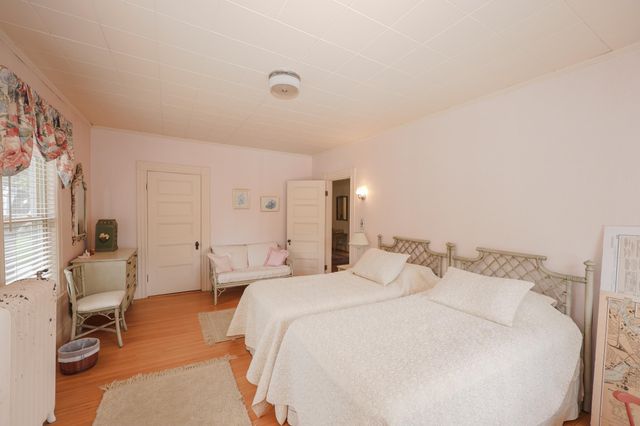 27 Eastman Street, Nashua, NH 03060
