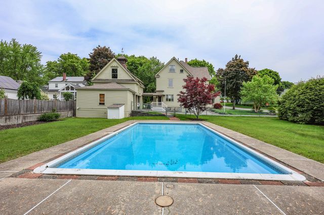 27 Eastman Street, Nashua, NH 03060