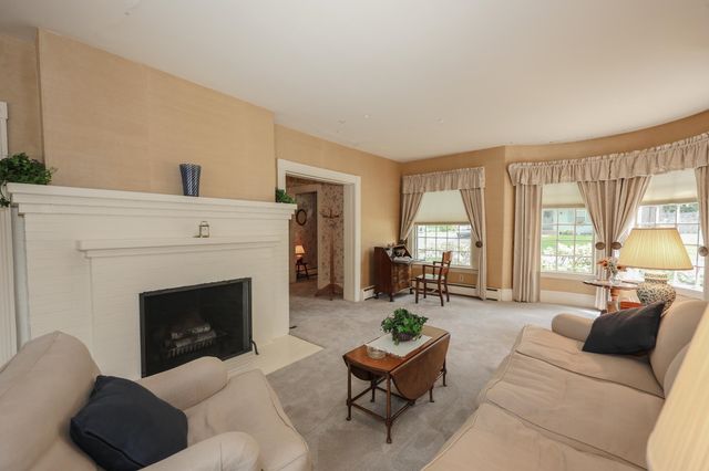 27 Eastman Street, Nashua, NH 03060