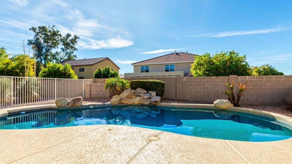 3235 W Bajada Drive, Phoenix, AZ 85083