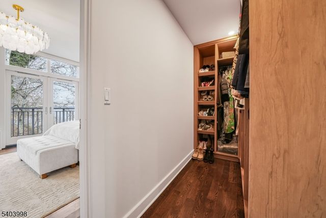 9 Vela Way, Edgewater Boro, NJ 07020