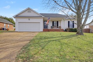 160 Putter Point Dr, Gallatin, TN 37066