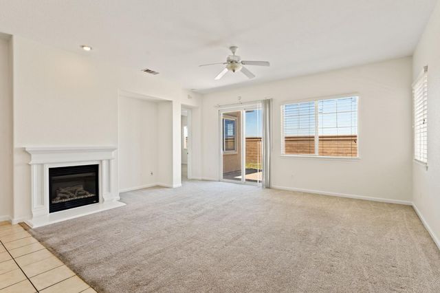 5816 Da Vinci Way, Sacramento, CA 95835