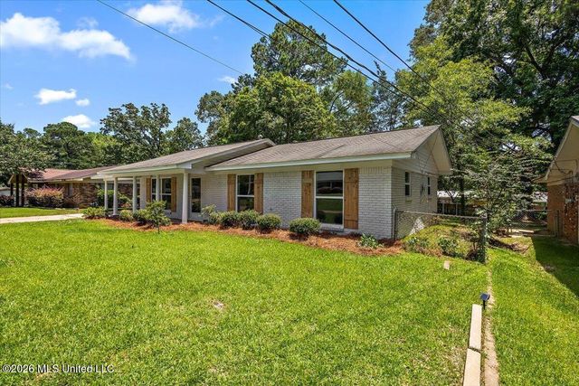 2355 Upper Drive, Pearl, MS 39208