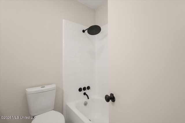 2355 Upper Drive, Pearl, MS 39208