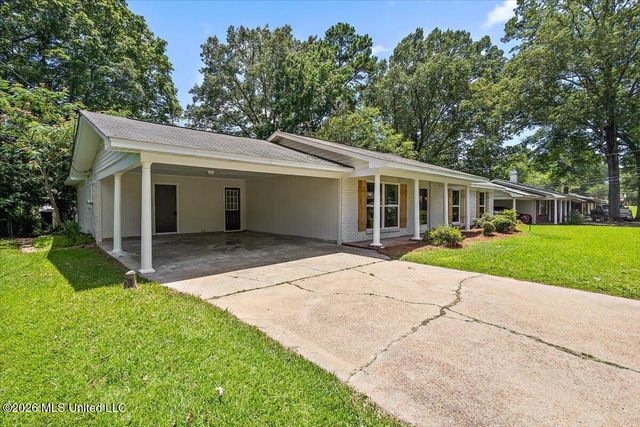 2355 Upper Drive, Pearl, MS 39208