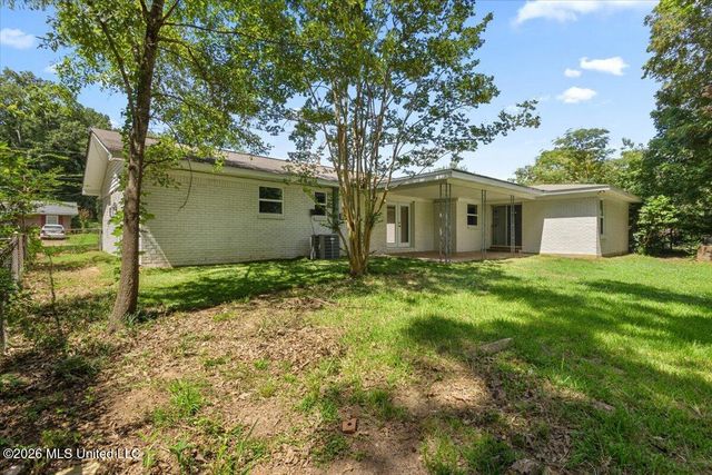 2355 Upper Drive, Pearl, MS 39208