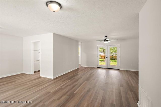 2355 Upper Drive, Pearl, MS 39208