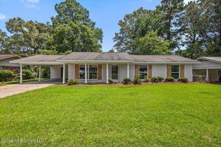 2355 Upper Drive, Pearl, MS 39208
