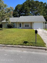 112 Horse Shoe Bend, Jacksonville, NC 28546