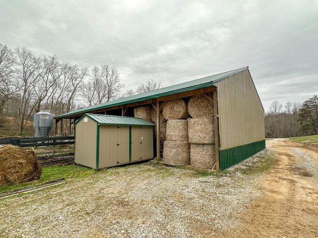 4800 Tom Cat Trail, London, KY 40741