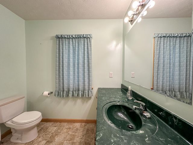 4800 Tom Cat Trail, London, KY 40741