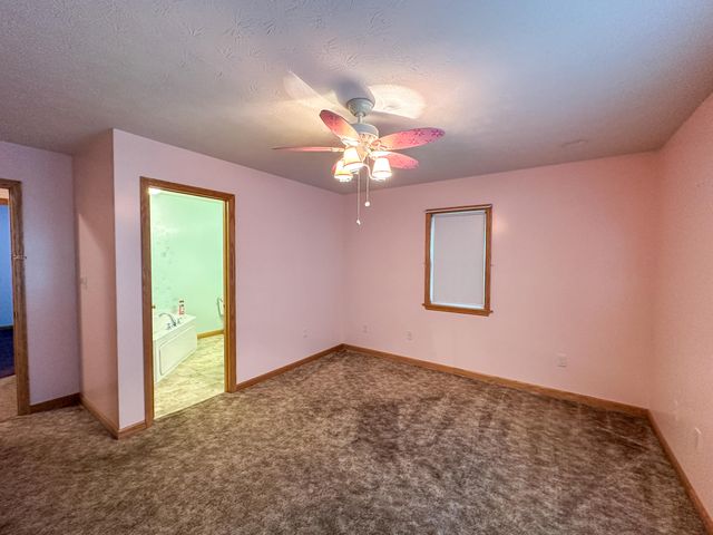 4800 Tom Cat Trail, London, KY 40741