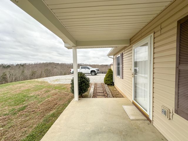 4800 Tom Cat Trail, London, KY 40741